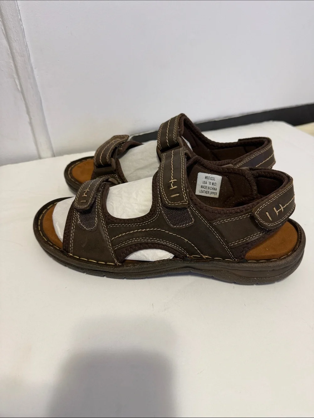 Propet Men’s JORDY Brown Adjustable Strap Sandals New never worn